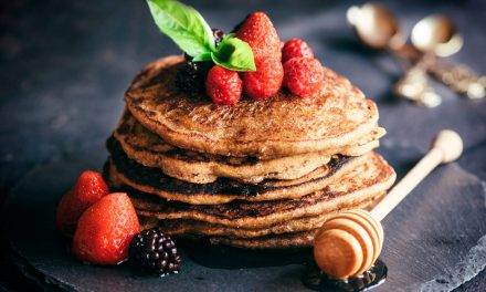 Recipe: Whole wheat and oat pancakes