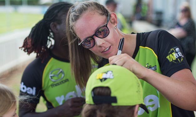 5 minutes with Canberra WBBL star Samantha Bates