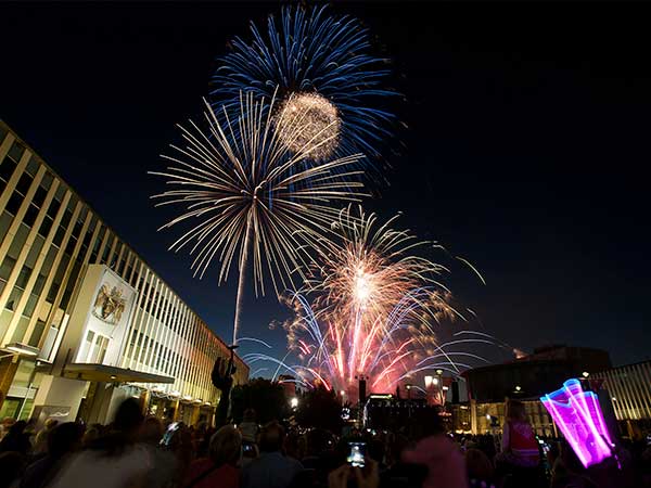 Canberra lights up with NYE fireworks