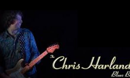 Chris Harland Duo performs at The Old Canberra Inn