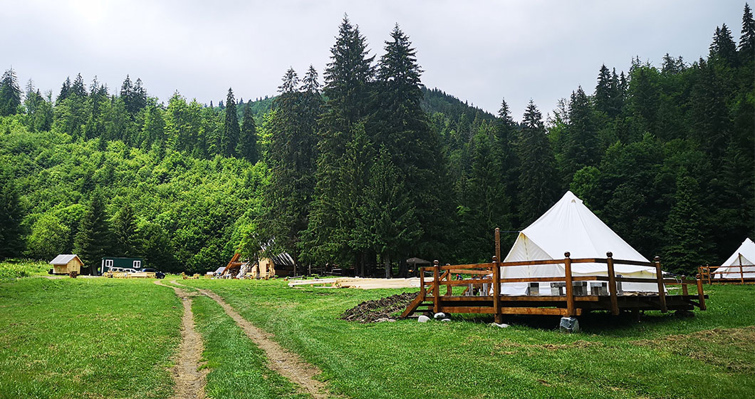 Top 6 Safe Glamping Getaways