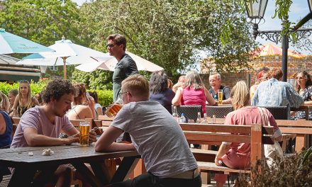10 Places to Dine Alfresco