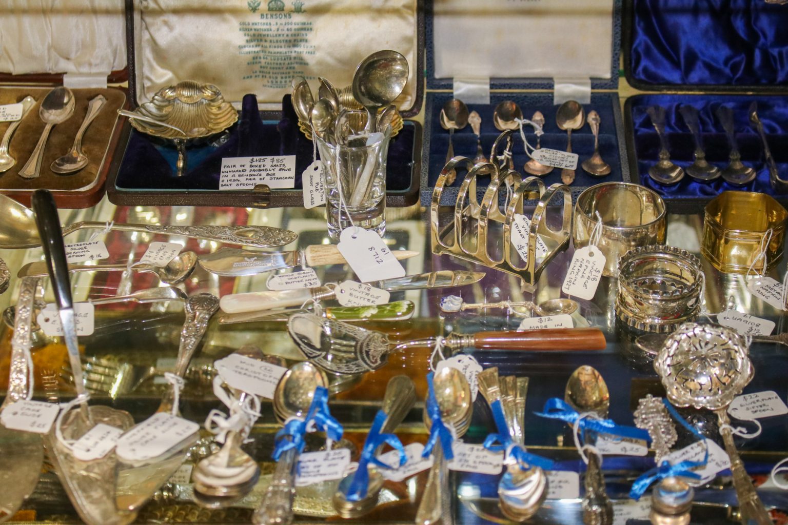 Looking for your next treasure? Visit The Antique Centre at The Auction Barn, Fyshwick. A space